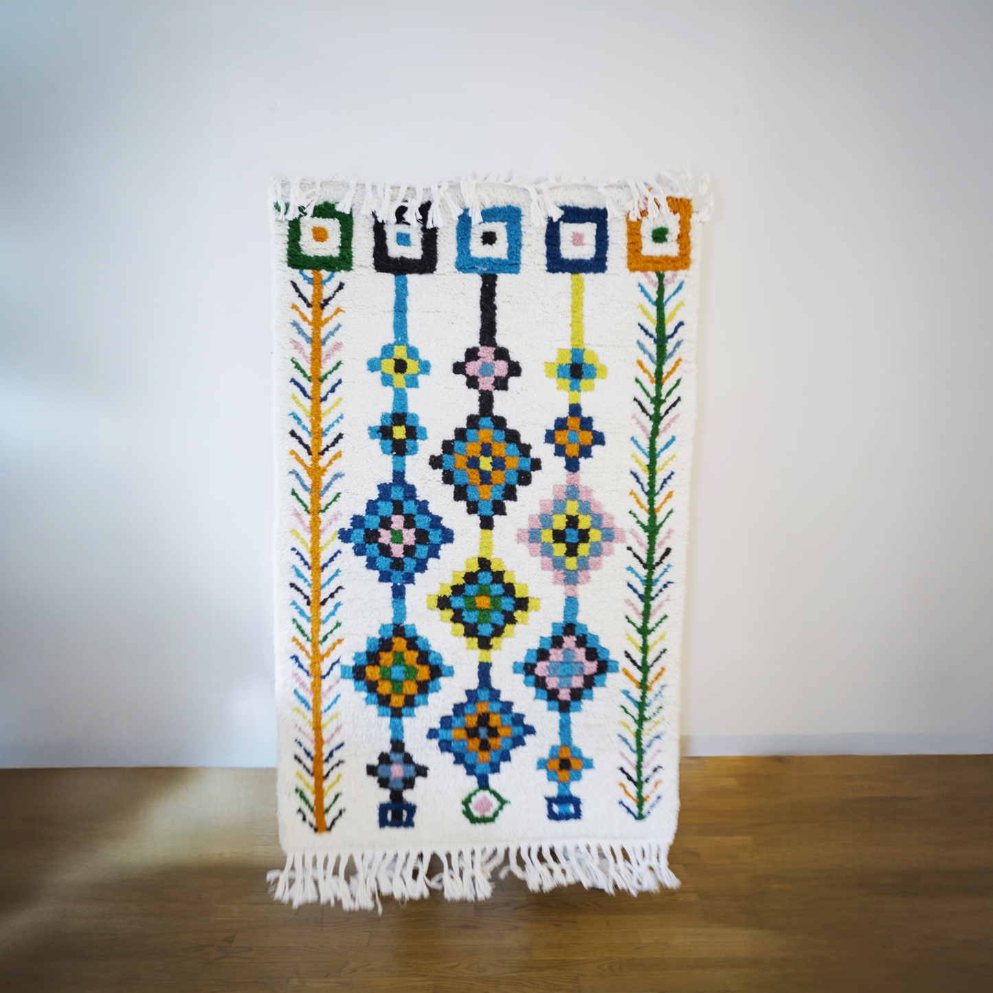 Tapis Fait Main Artisanal – Design Unique et Qualité Supérieure - 150x90cm