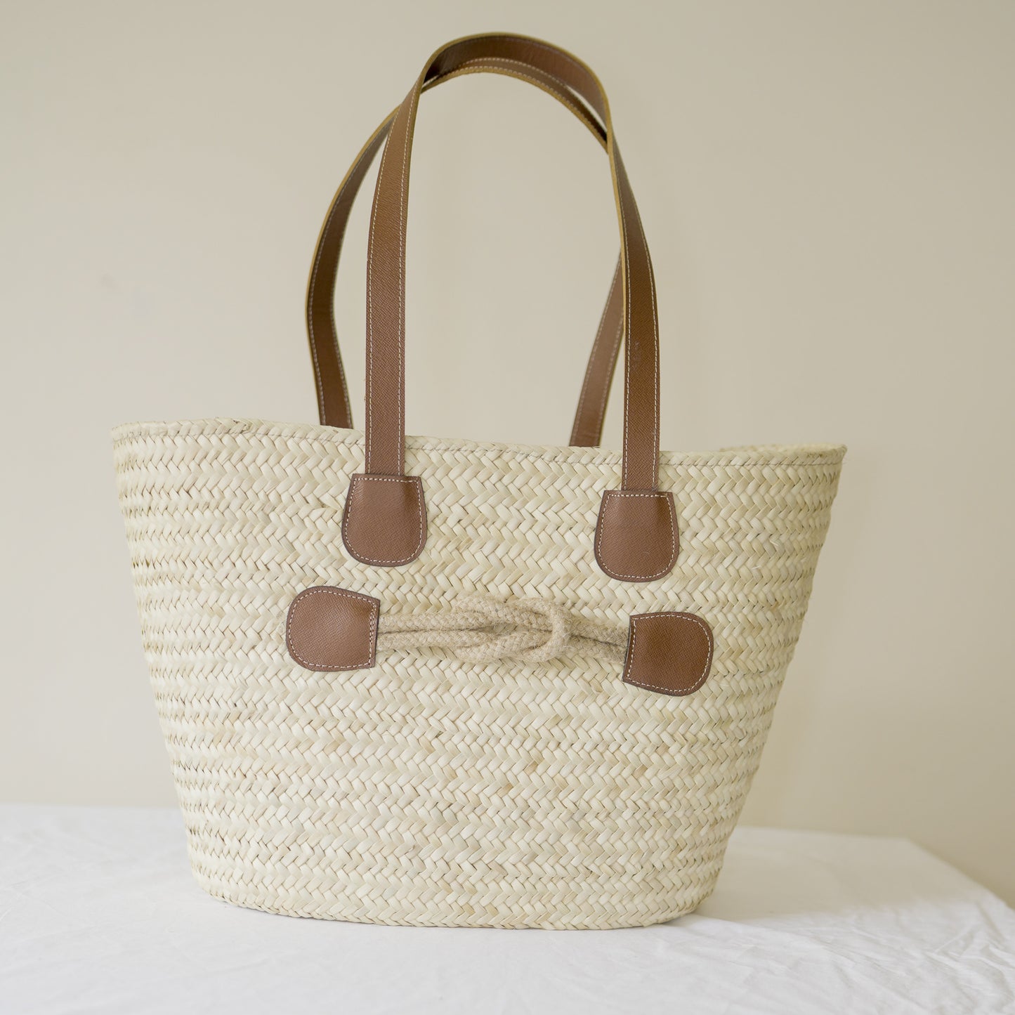 Sac à Main en Fibre Naturelle – Élégance et Durabilité