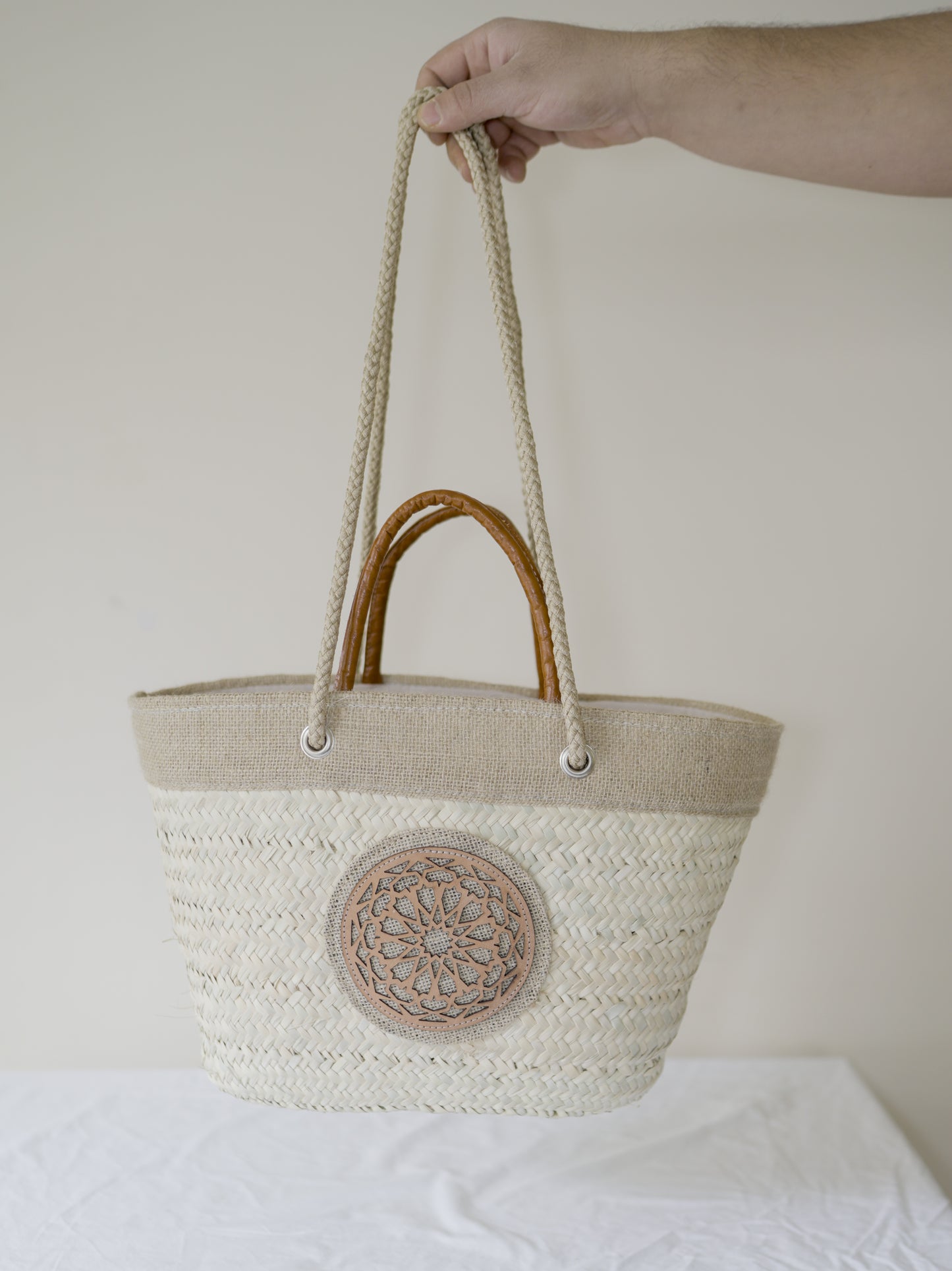 Sac à Main en Fibre Naturelle – Élégance et Durabilité