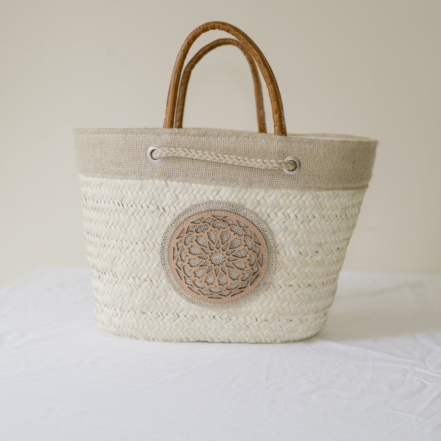 Sac à Main en Fibre Naturelle – Élégance et Durabilité