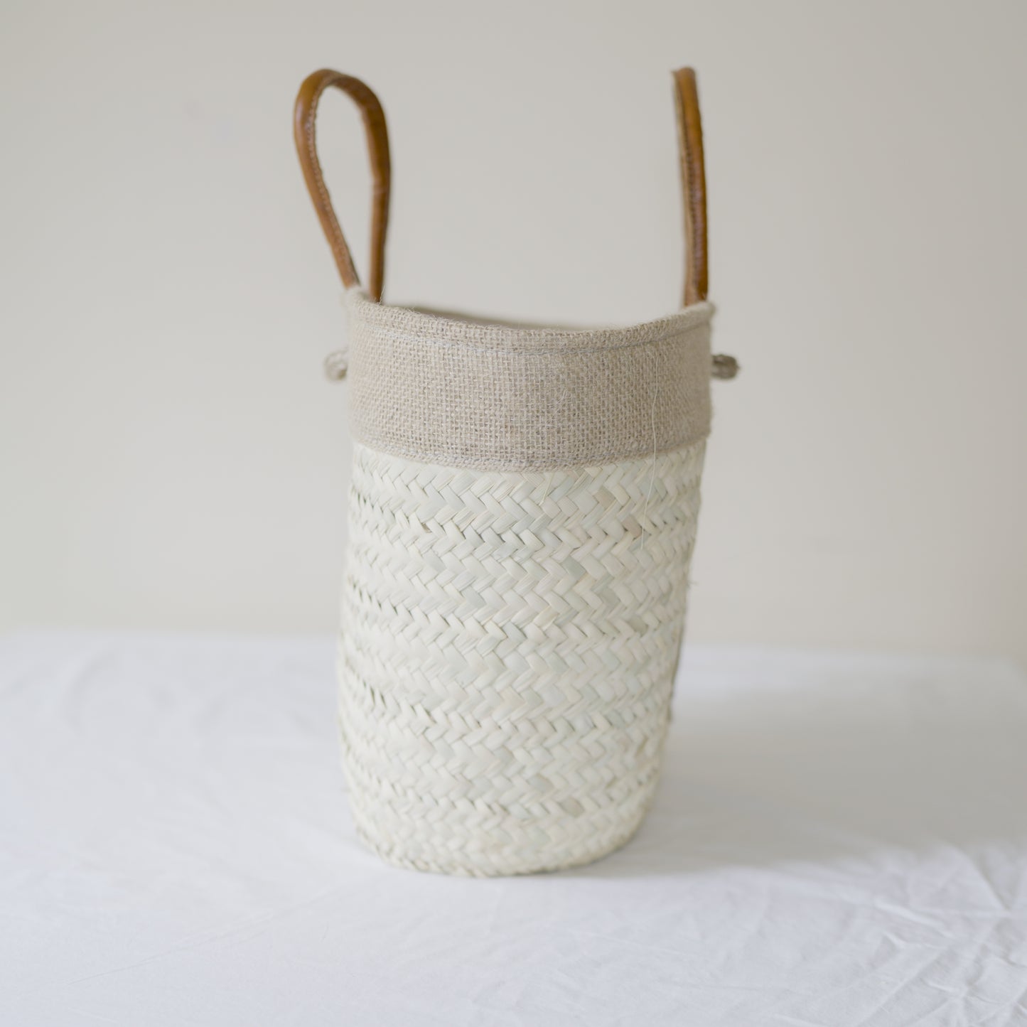 Sac à Main en Fibre Naturelle – Élégance et Durabilité