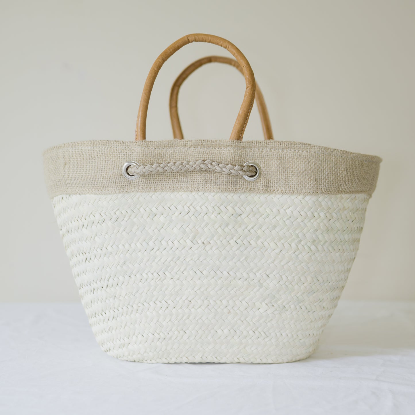 Sac à Main en Fibre Naturelle – Élégance et Durabilité