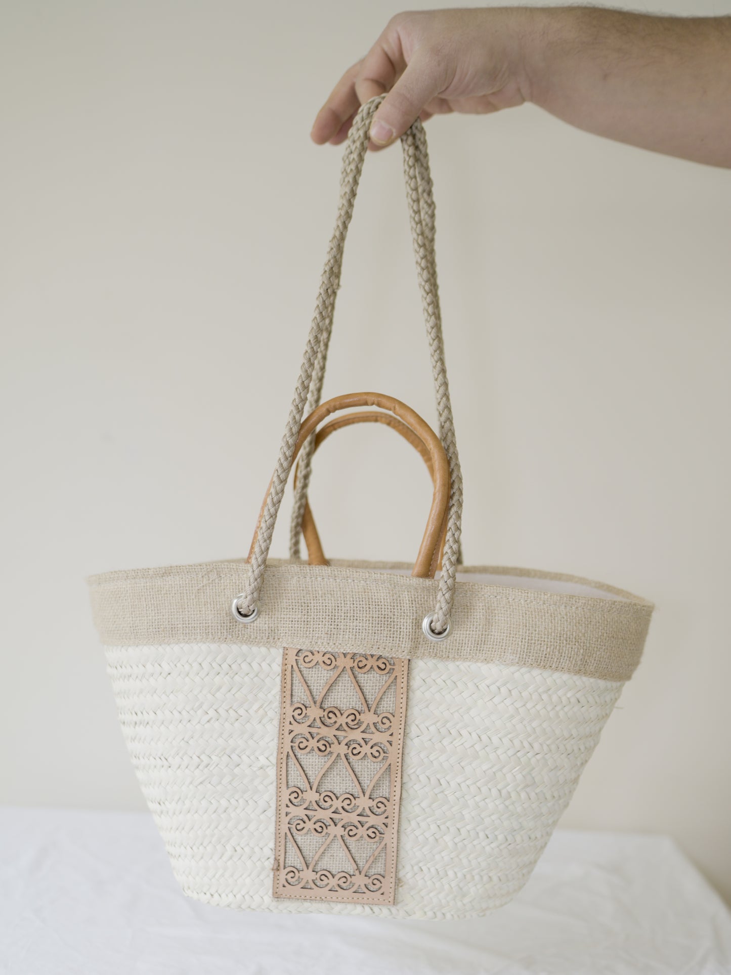 Sac à Main en Fibre Naturelle – Élégance et Durabilité