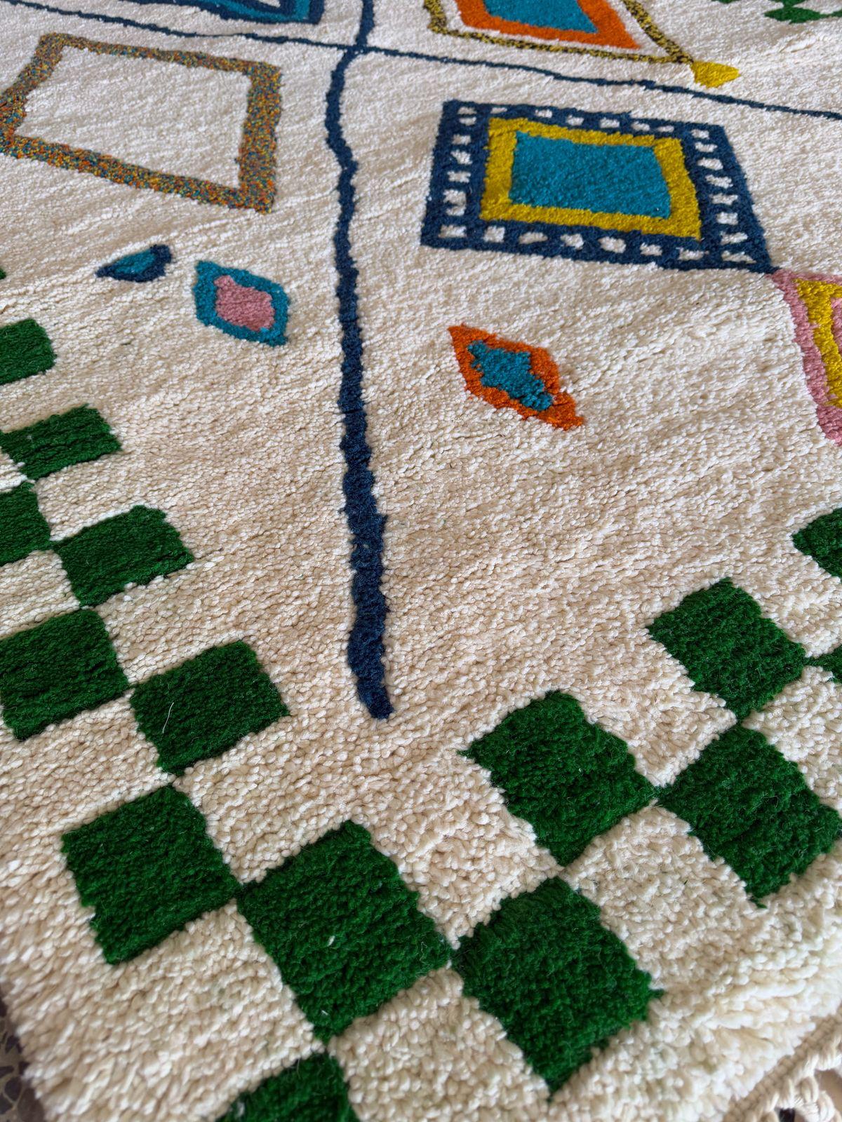 Tapis Fait Main Artisanal – Design Unique et Qualité Supérieure - 225x160cm